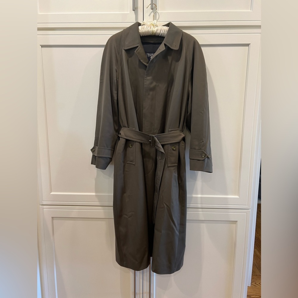 Vintage Burberry olive trench coat in wool Large/ X-large